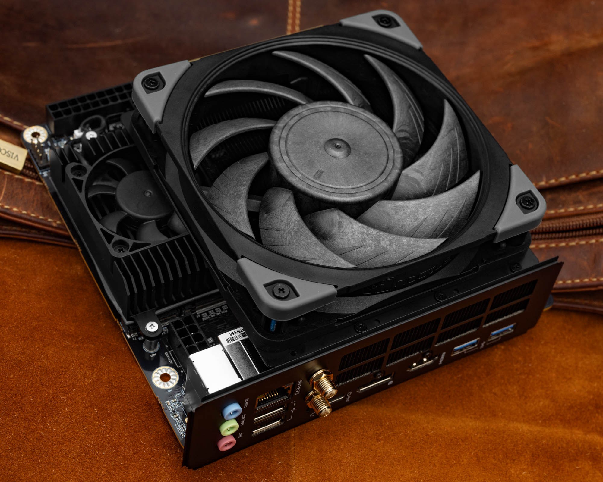 Minisforum AR900i MoDT ITX Motherboard